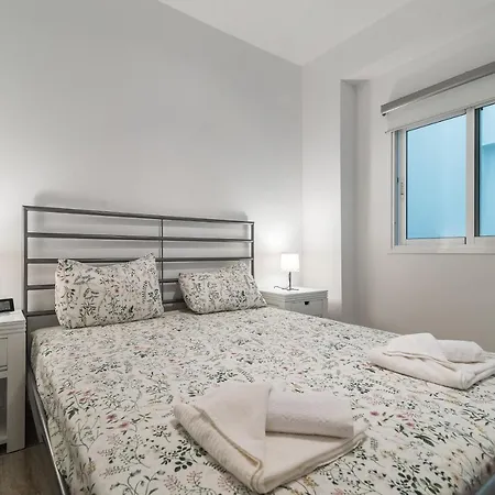 Home2book Charming La Naval La Isleta Appartement *